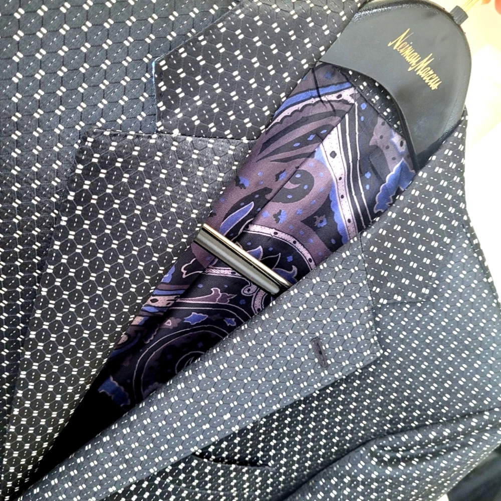 MENS ETRO SILVER AND BLACK JACKET US 38/EU48